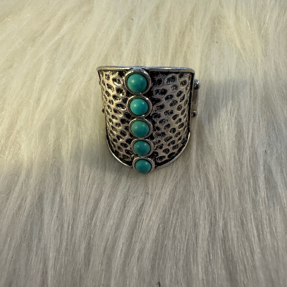 Silver Tone Turquoise Ring
